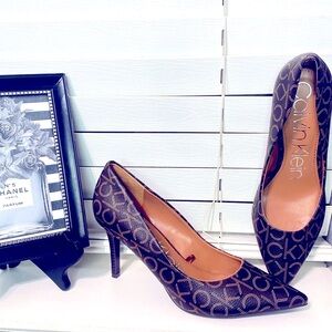 CALVIN KLEIN HEELS NEW 💃🏻 modern and uniquely sophisticated heel 💃🏻❤️